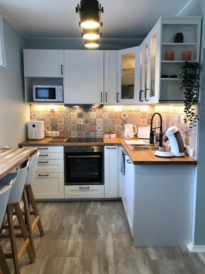 Apartment Niine 12 *
