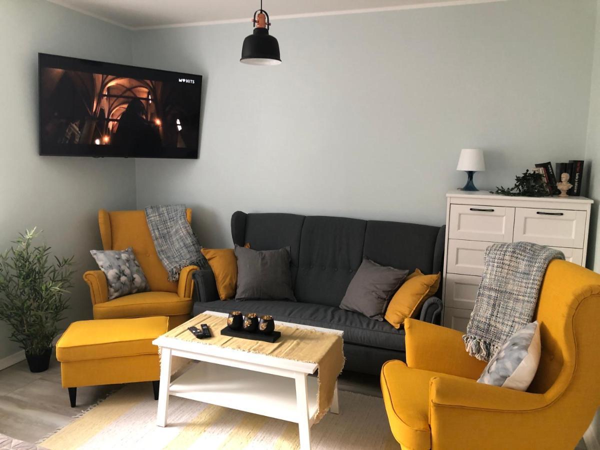 Niine 12 Apartment